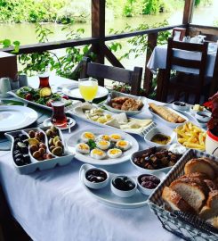 Vira Creek House ve Bungalov